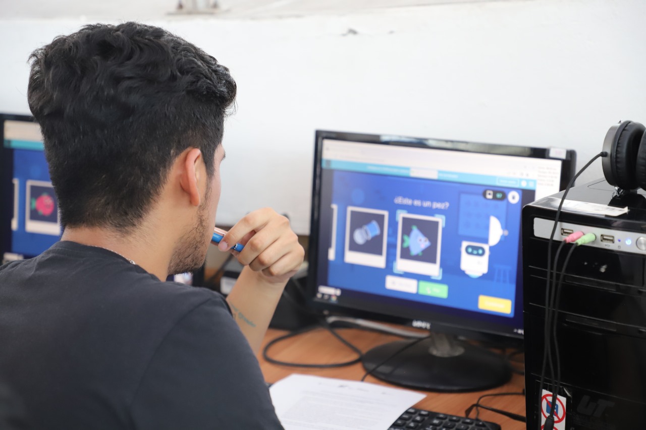 The Trust for the Americas y Microsoft lideran capacitaciones para reducir la brecha de habilidades en IA