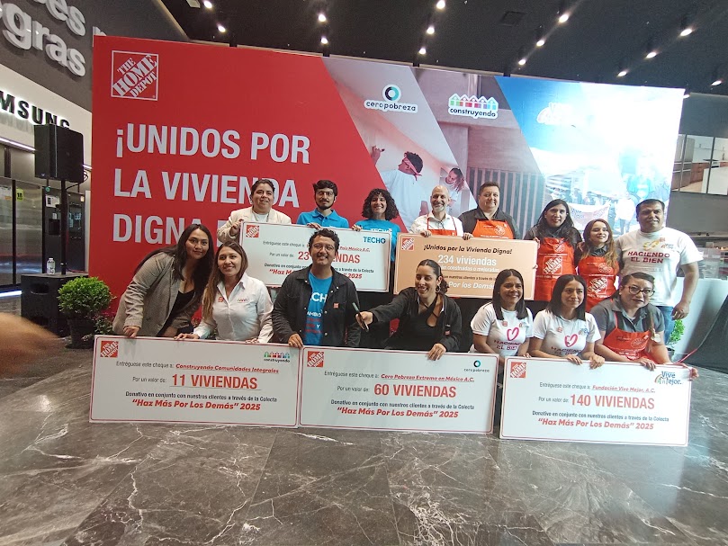 Donan más de 6 mdp para construir 234 viviendas en 11 estados