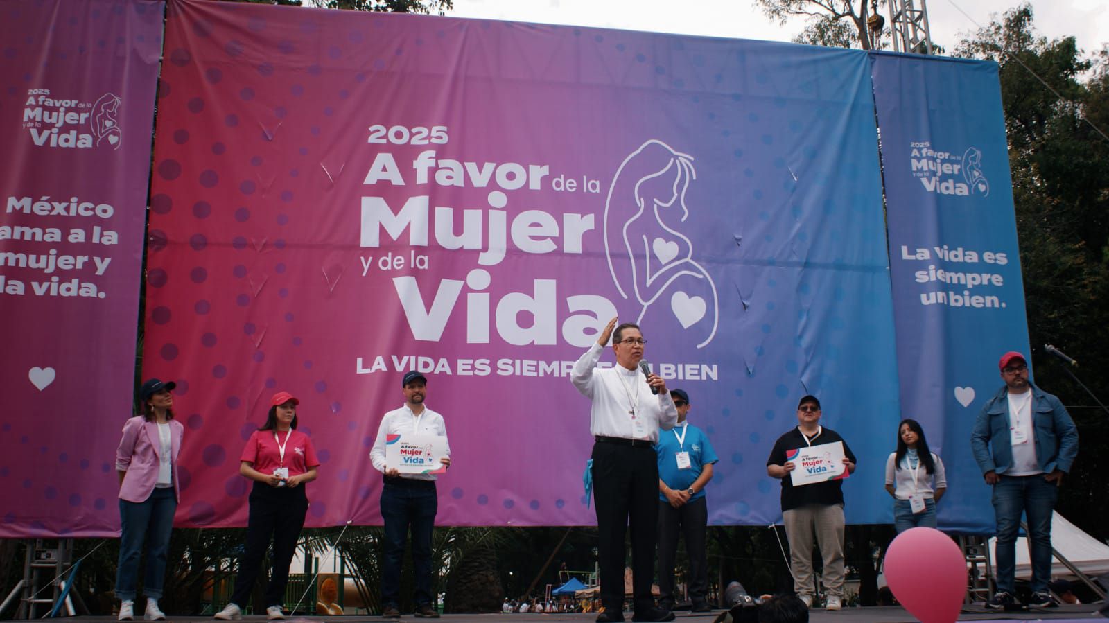 Estamos a Favor de la Mujer y de la Vida 2025