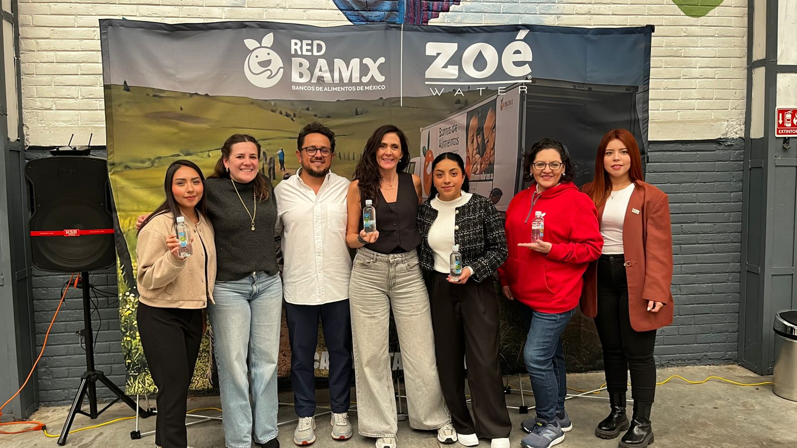 Una botella con causa que alimenta a México: 30 años de BAMX