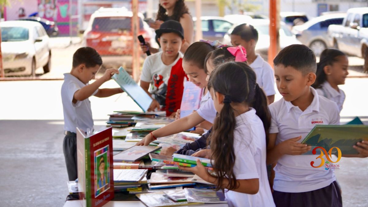 Impulsan la alfabetización infantil con bibliotecas escolares en cinco estados